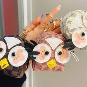 NWT 🦉 Adorable Owl Mini Coin Purse Backpack Keychain – Cute & Functional! ✨
